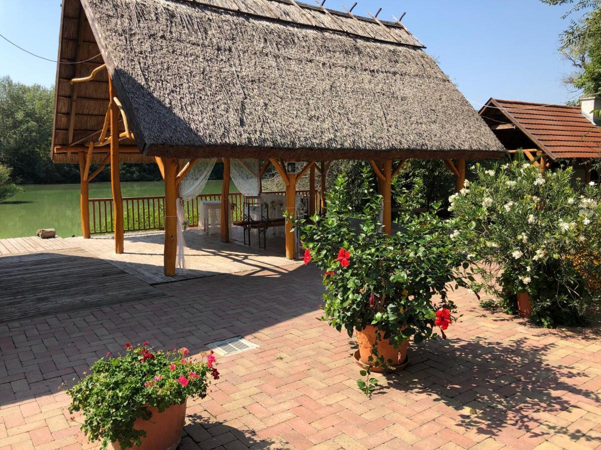 Antal-tavi Fogadó és Horgászparadicsom Szentes Exterior foto